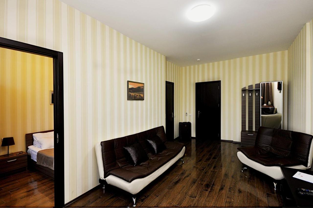 Athletics Hotel Tbilisi Exterior photo